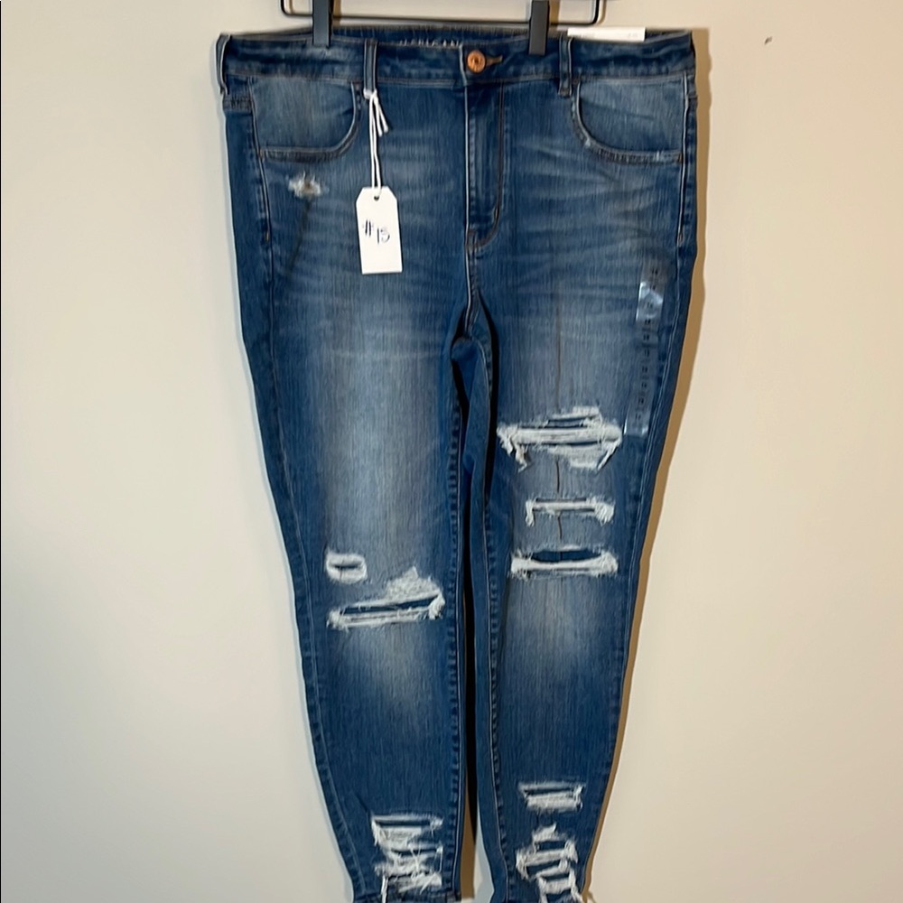 NWT American Eagle Super Stretch Distressed Jeggings Size 18 short